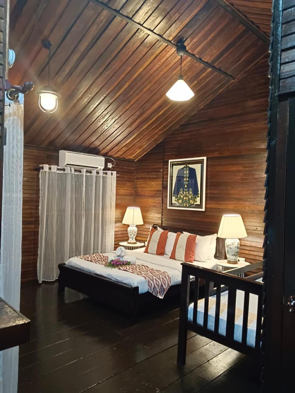 Melina Beach Resort Kampung Genting Екстериор снимка