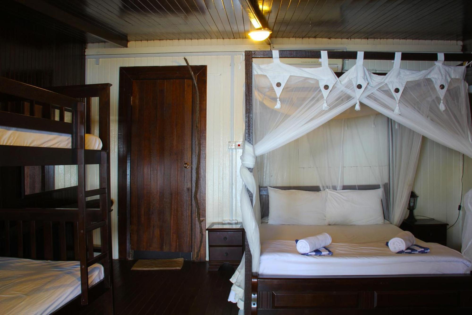 Melina Beach Resort Kampung Genting Стая снимка