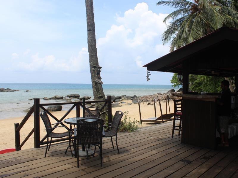 Melina Beach Resort Kampung Genting Екстериор снимка